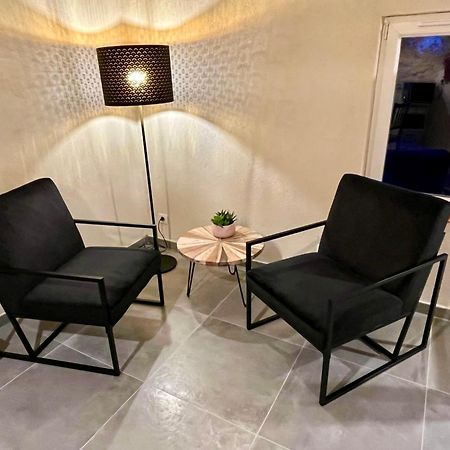 La Parenthese Du Var - Gite Avec Grande Terrasse Vue Sur Piscine Saint-Antonin-du-Var Екстер'єр фото